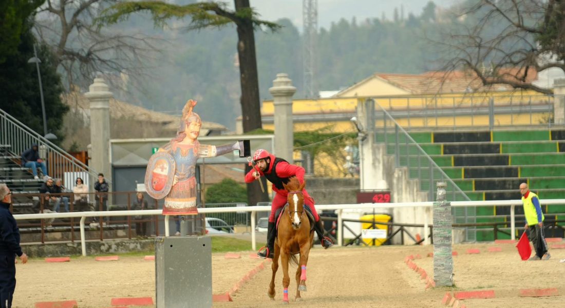 Matteo Rivola alla giostra di Ascoli